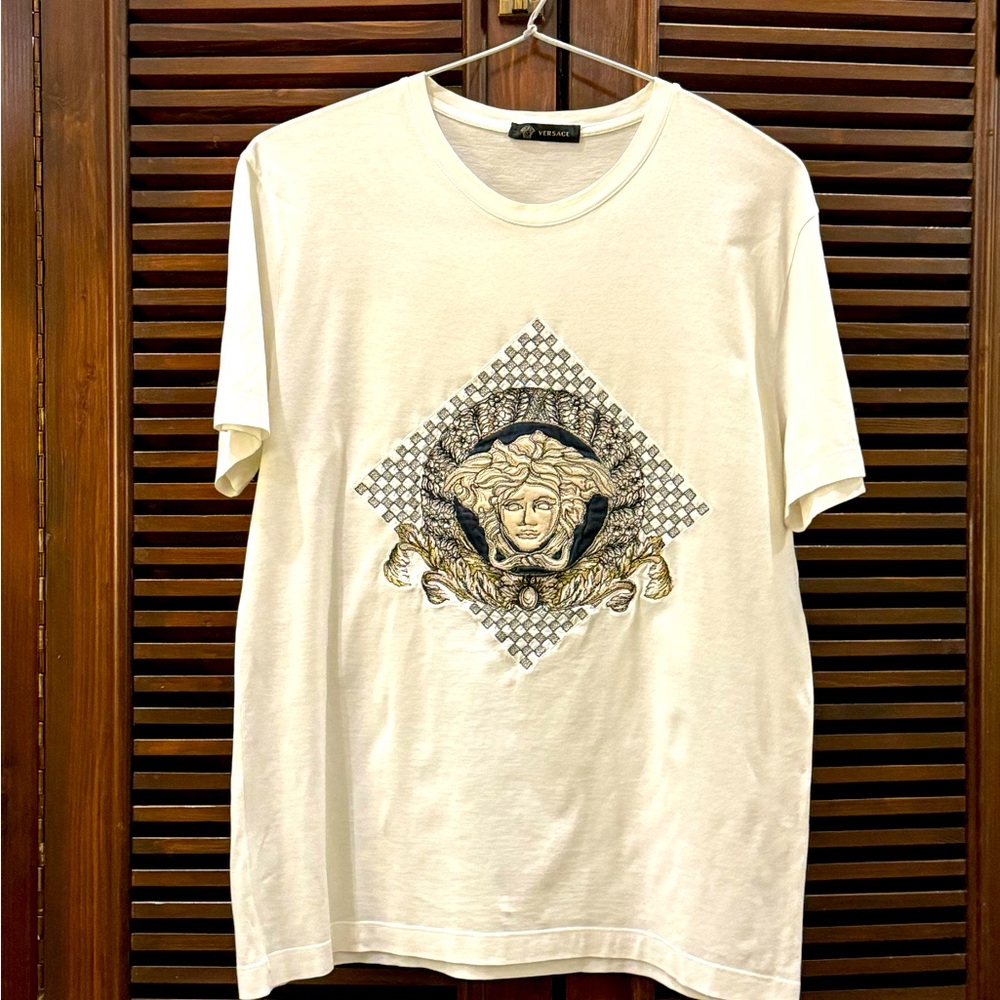 Versace logo t shirt